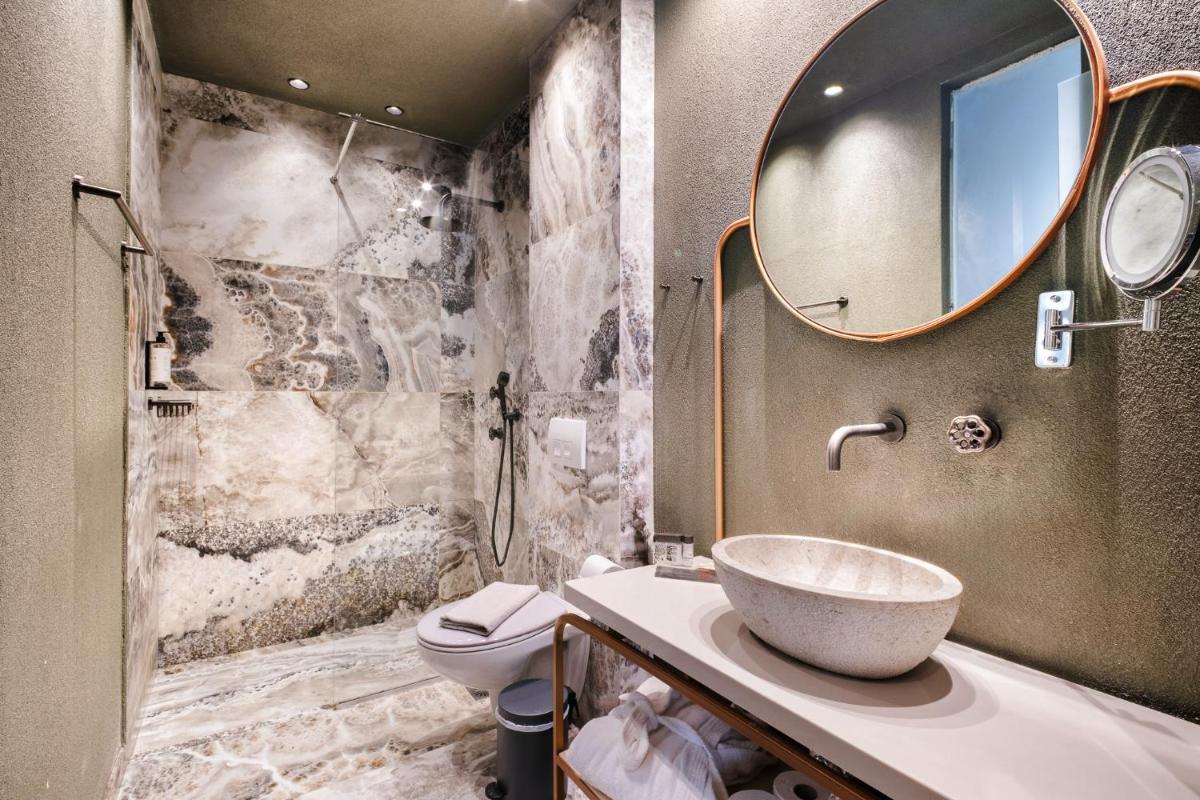 Pagopoieion - Adults Only Suites