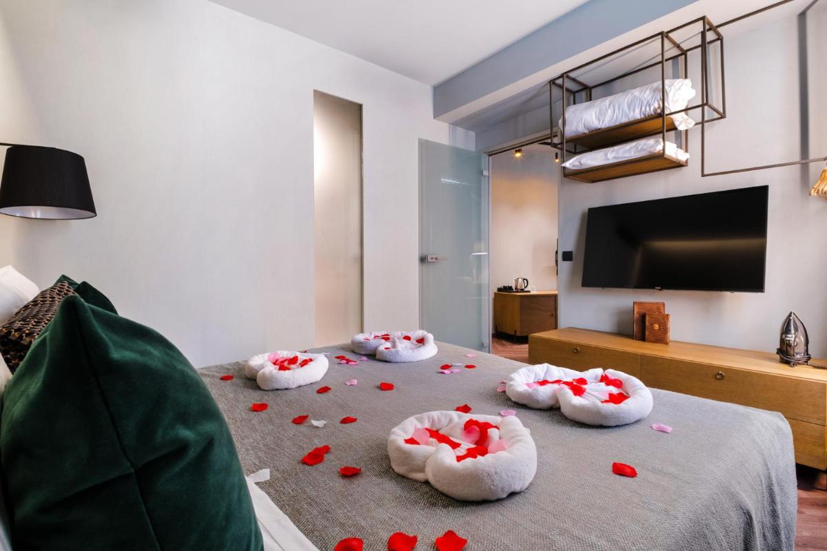 Pagopoieion - Adults Only Suites