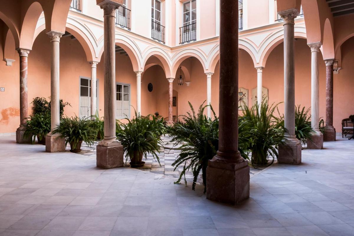 Palacio Marmoles by Valcambre