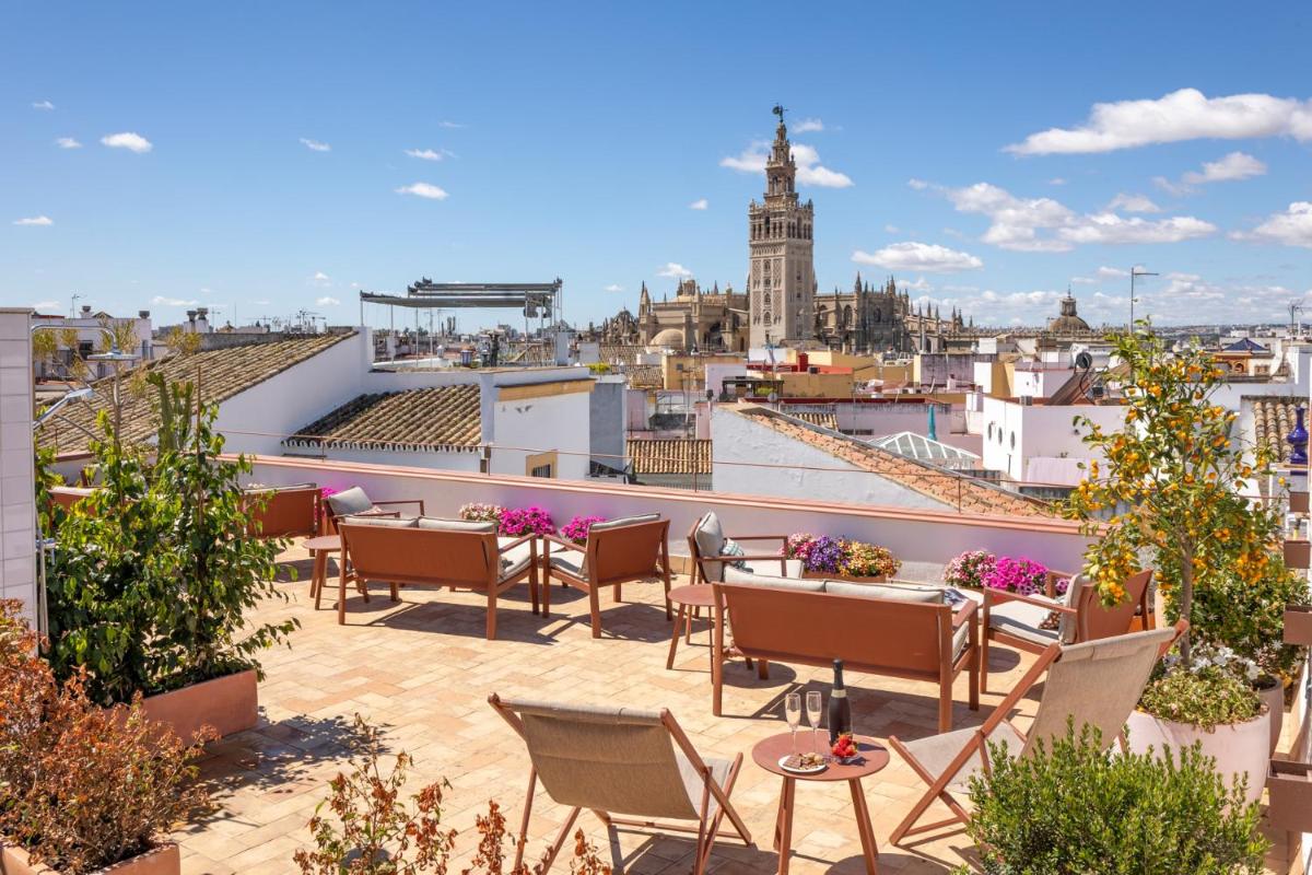 Palacio Marmoles by Valcambre