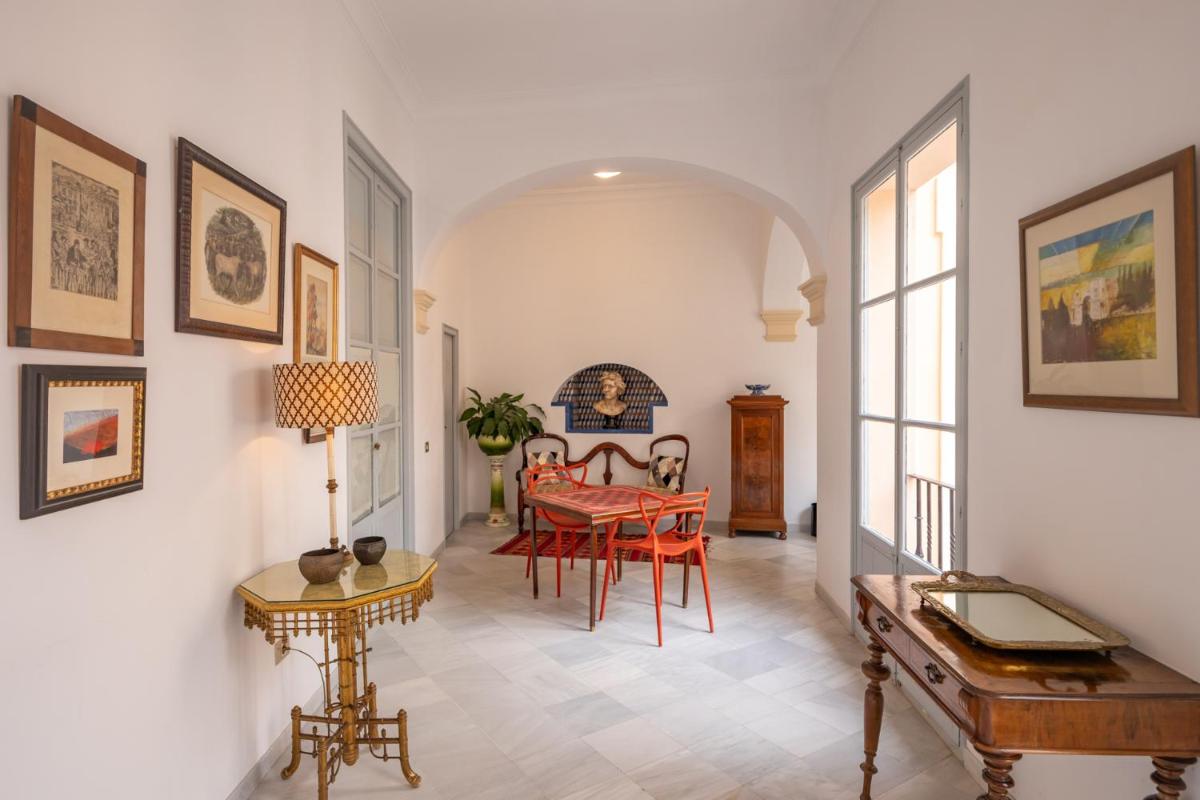 Palacio Marmoles by Valcambre