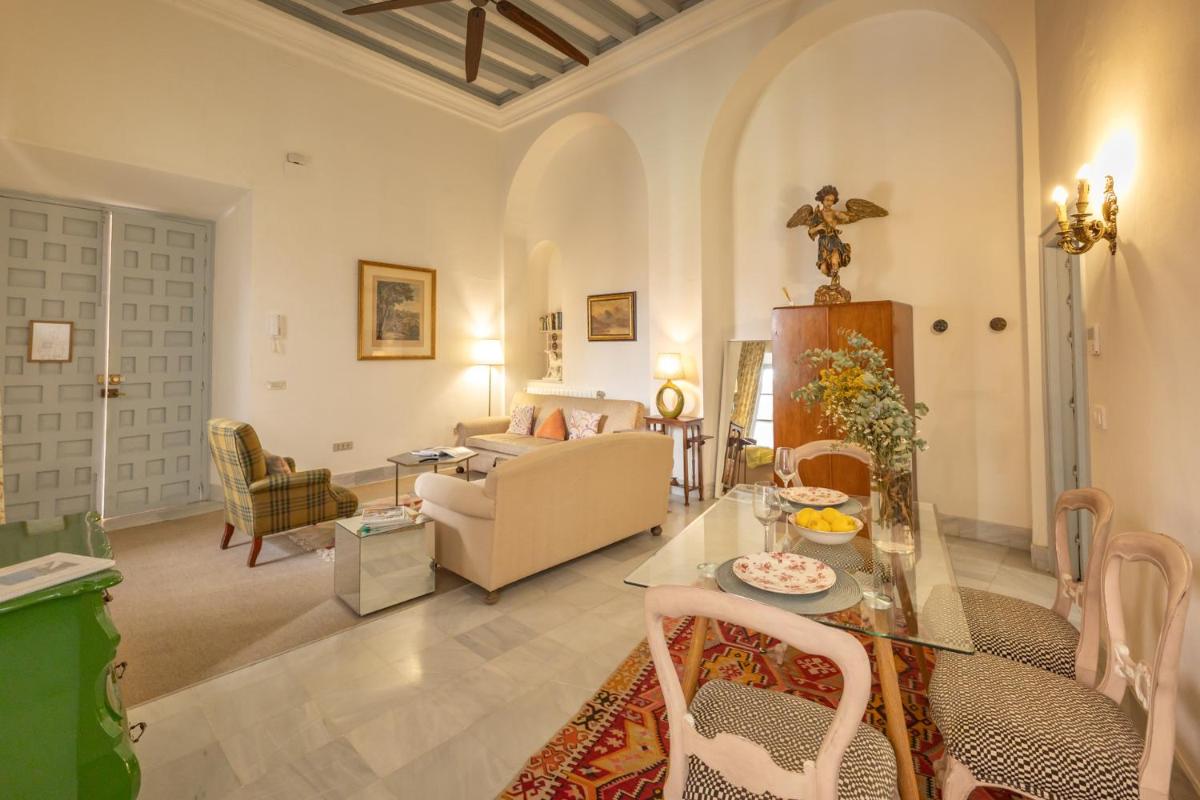 Palacio Marmoles by Valcambre
