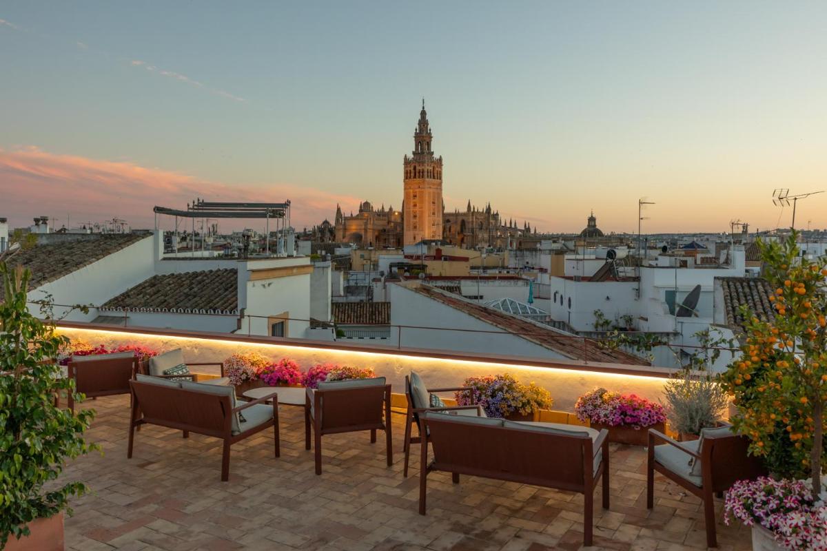 Palacio Marmoles by Valcambre