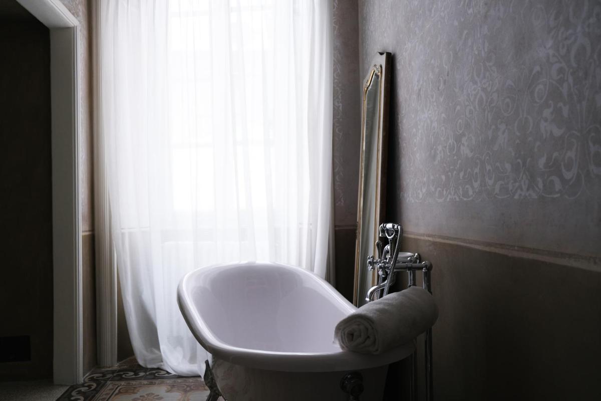 Palazzo Albricci Peregrini