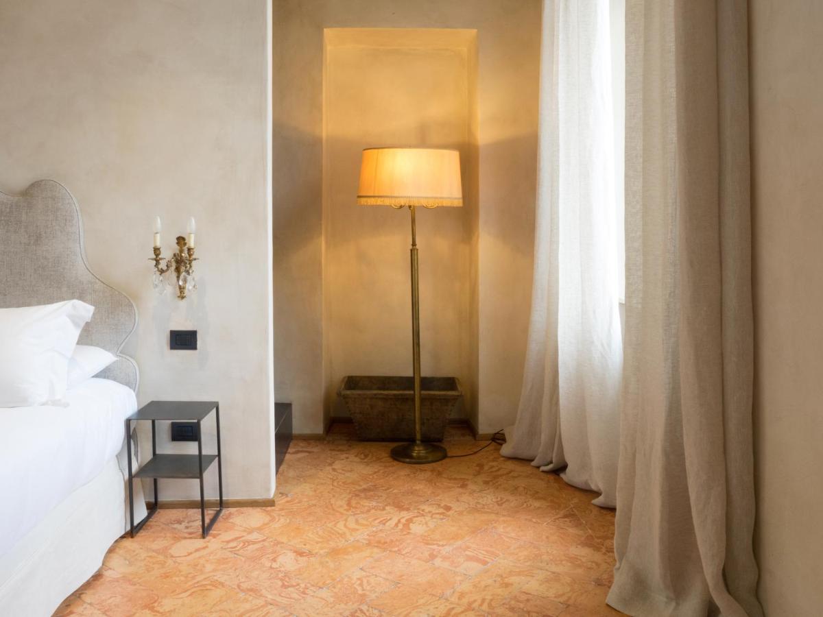 Palazzo Albricci Peregrini