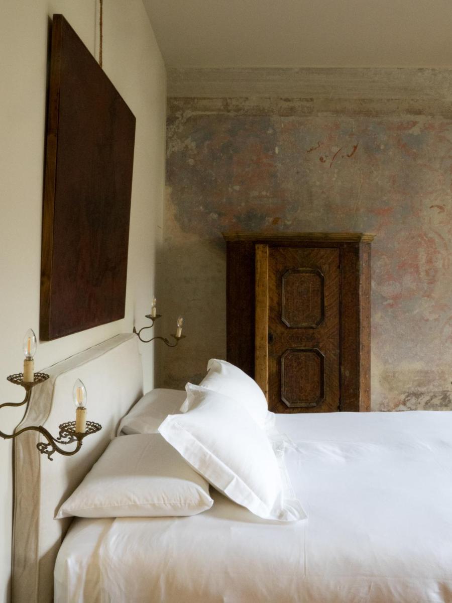 Palazzo Albricci Peregrini