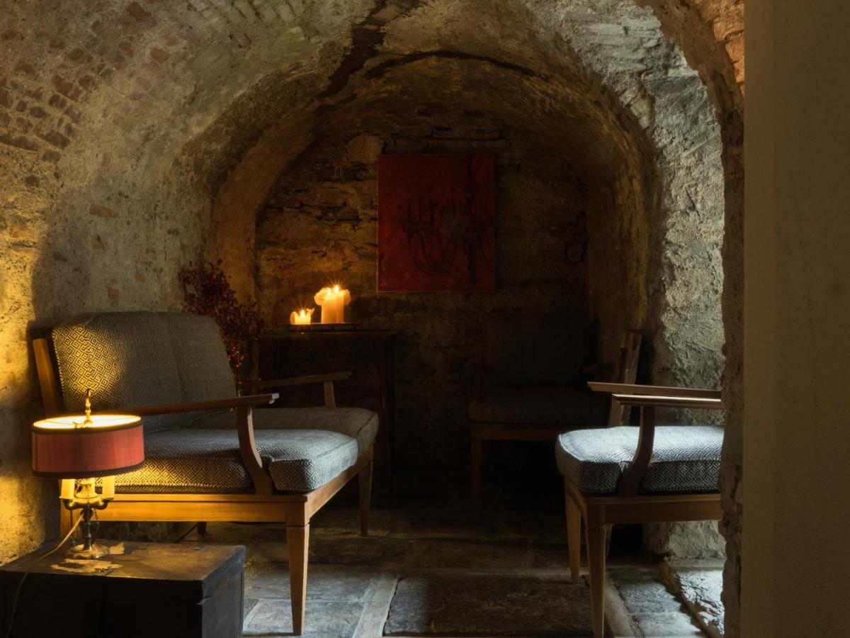 Palazzo Albricci Peregrini