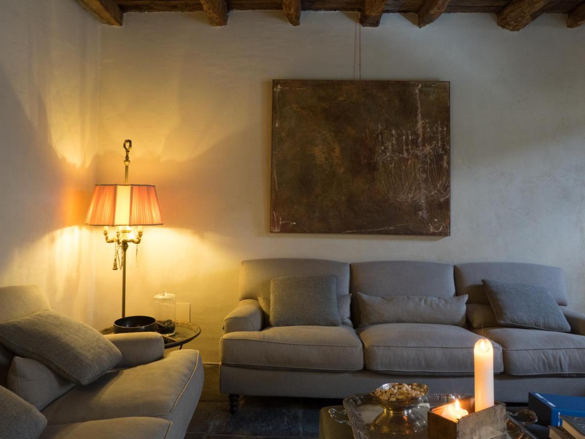 Palazzo Albricci Peregrini