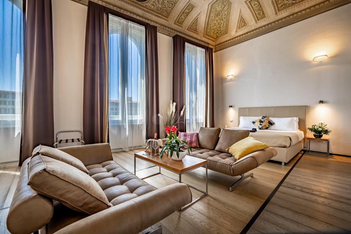 Palazzo Alfieri - Place of Charme