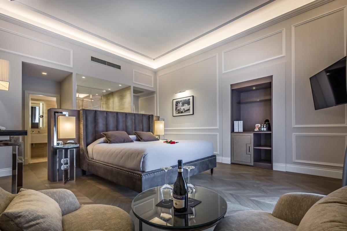 Palazzo Alfieri - Place of Charme