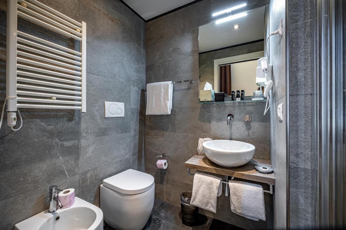 Palazzo Alfieri - Place of Charme