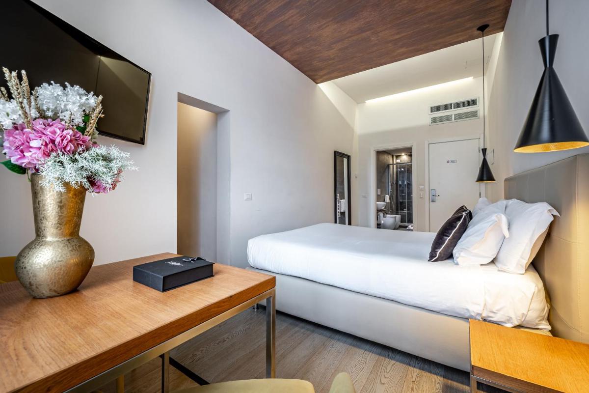 Palazzo Alfieri - Place of Charme