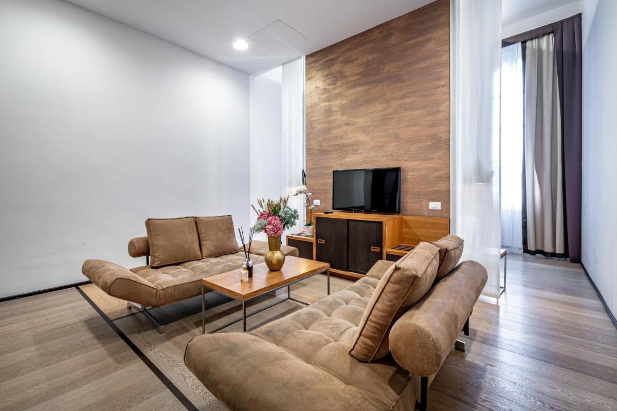 Palazzo Alfieri - Place of Charme