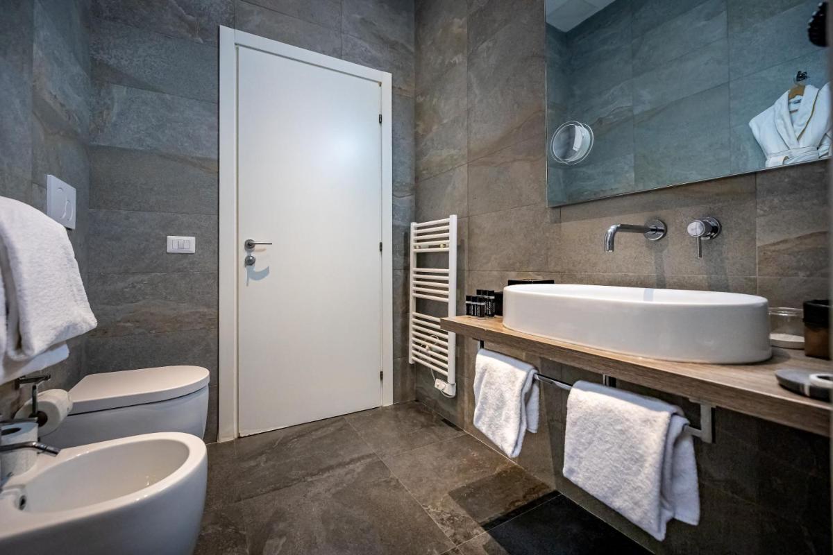 Palazzo Alfieri - Place of Charme