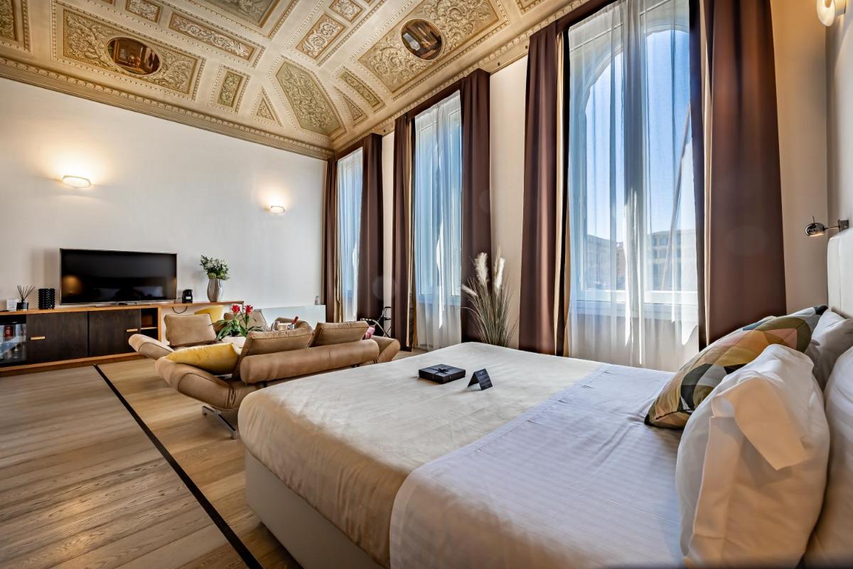 Palazzo Alfieri - Place of Charme