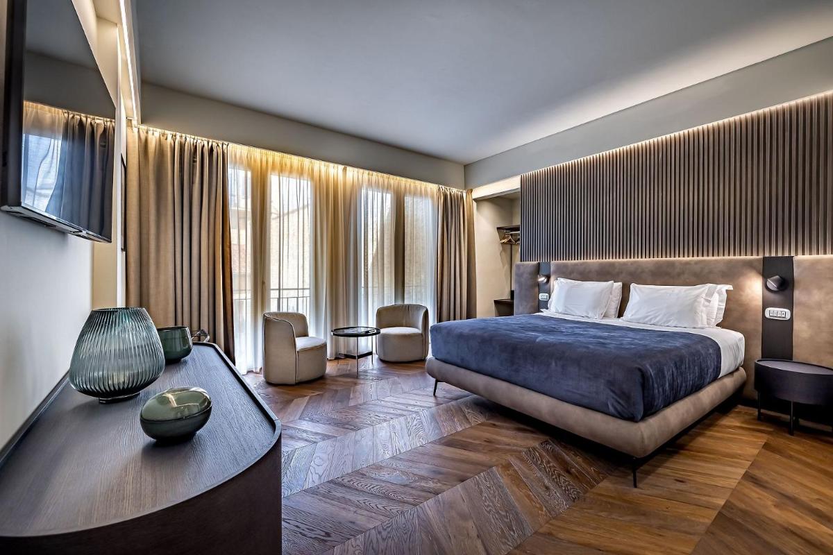 Palazzo Alfieri - Place of Charme
