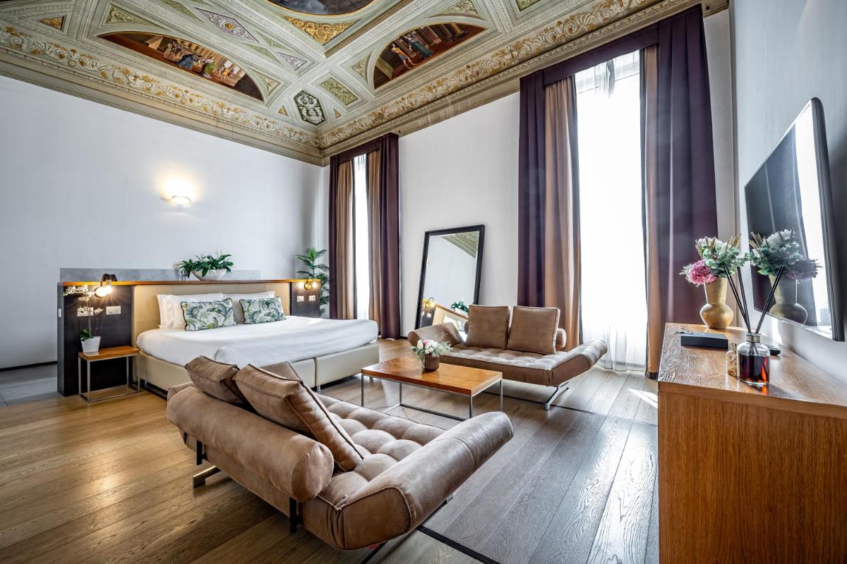 Palazzo Alfieri - Place of Charme