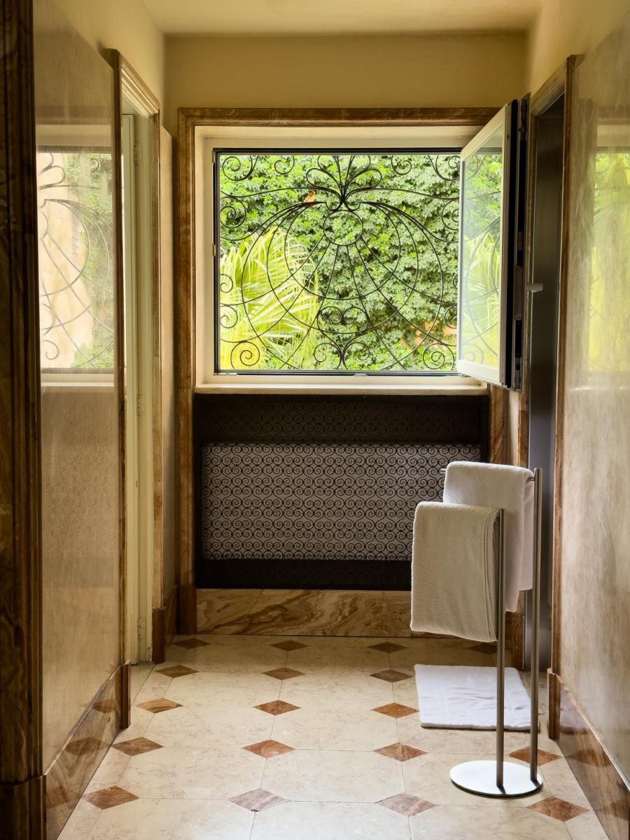 La Fiermontina Palazzo Bozzi Corso Hotel