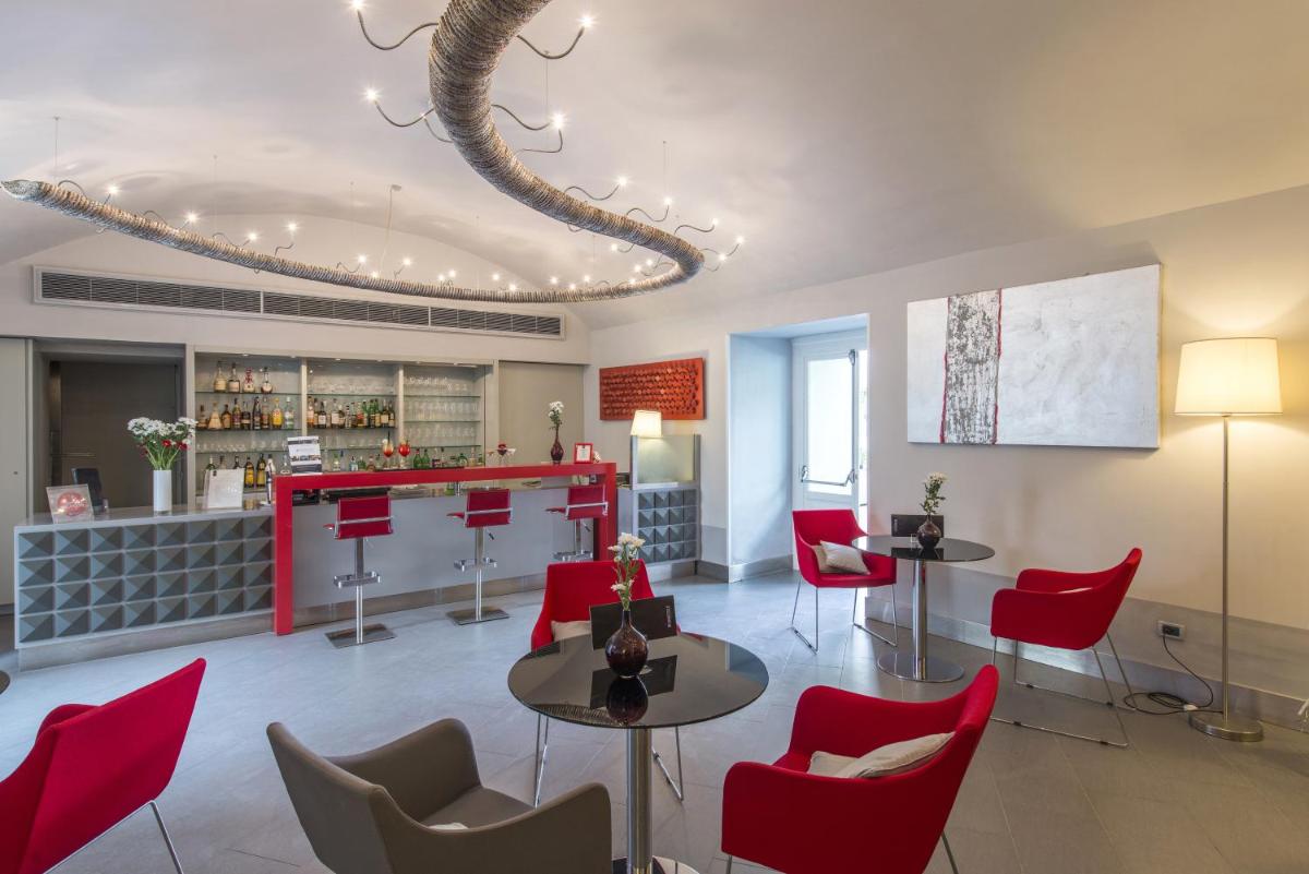 Palazzo Caracciolo Naples