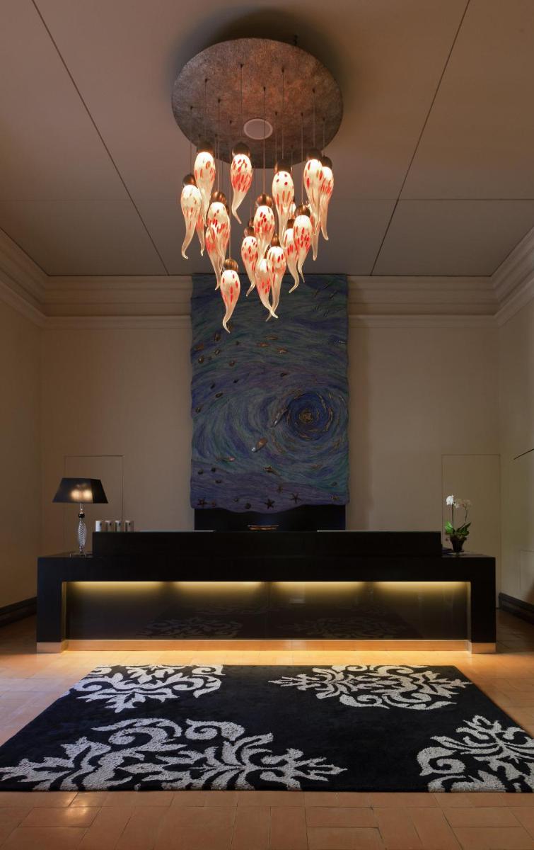 Palazzo Caracciolo Naples