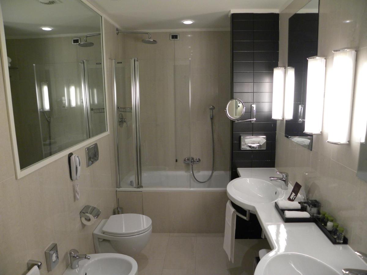 Palazzo Caracciolo Naples