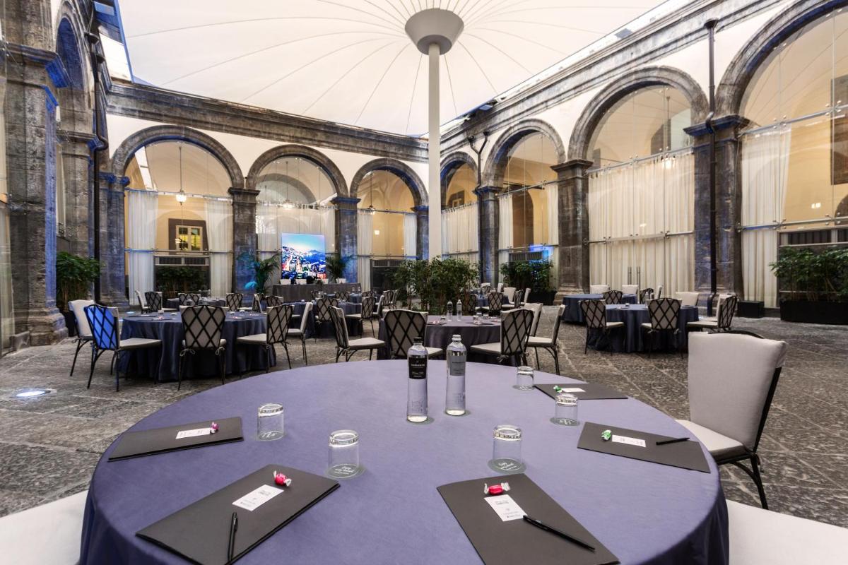 Palazzo Caracciolo Naples