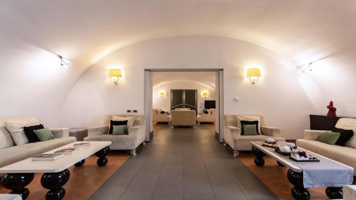 Palazzo Caracciolo Naples