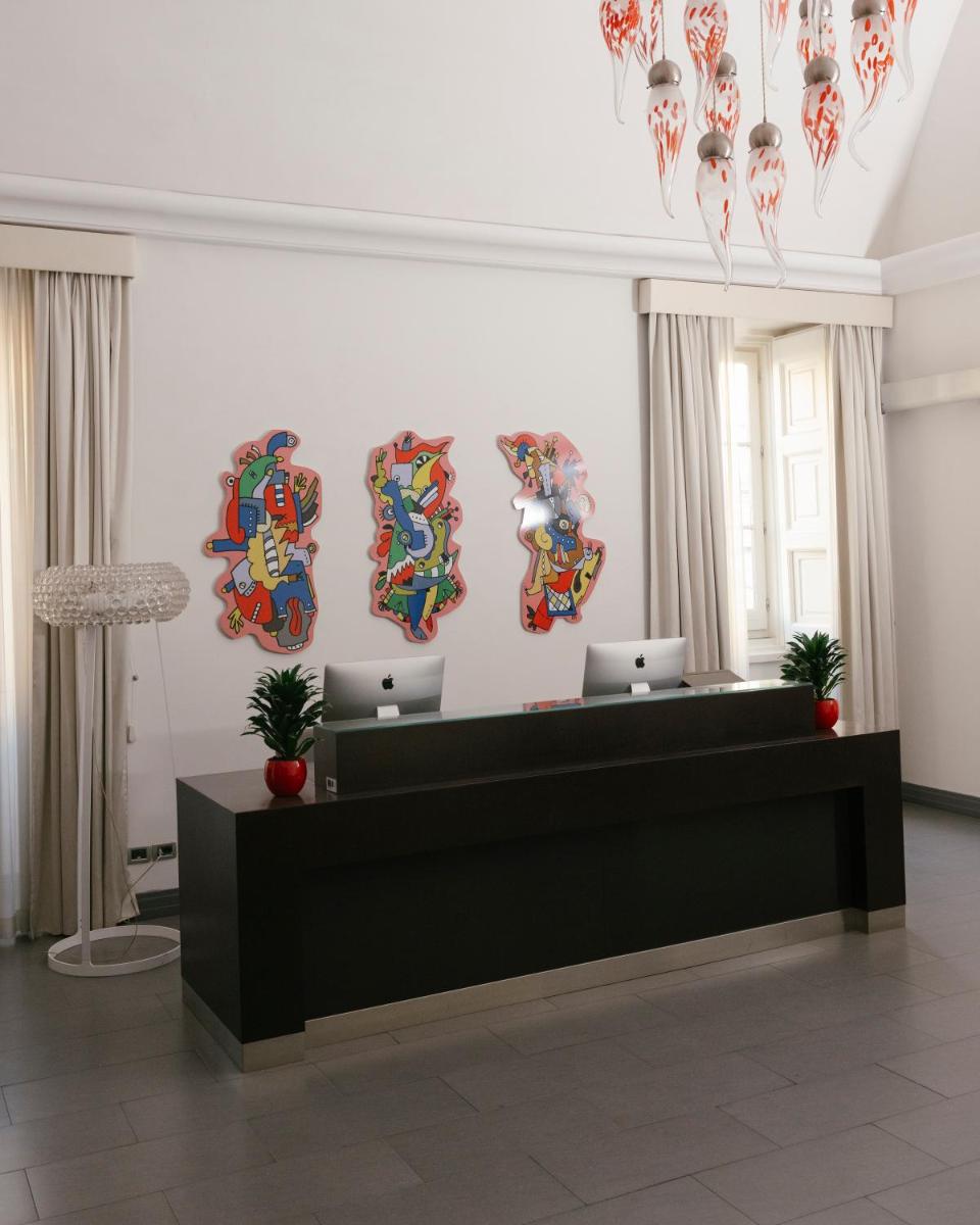 Palazzo Caracciolo Naples