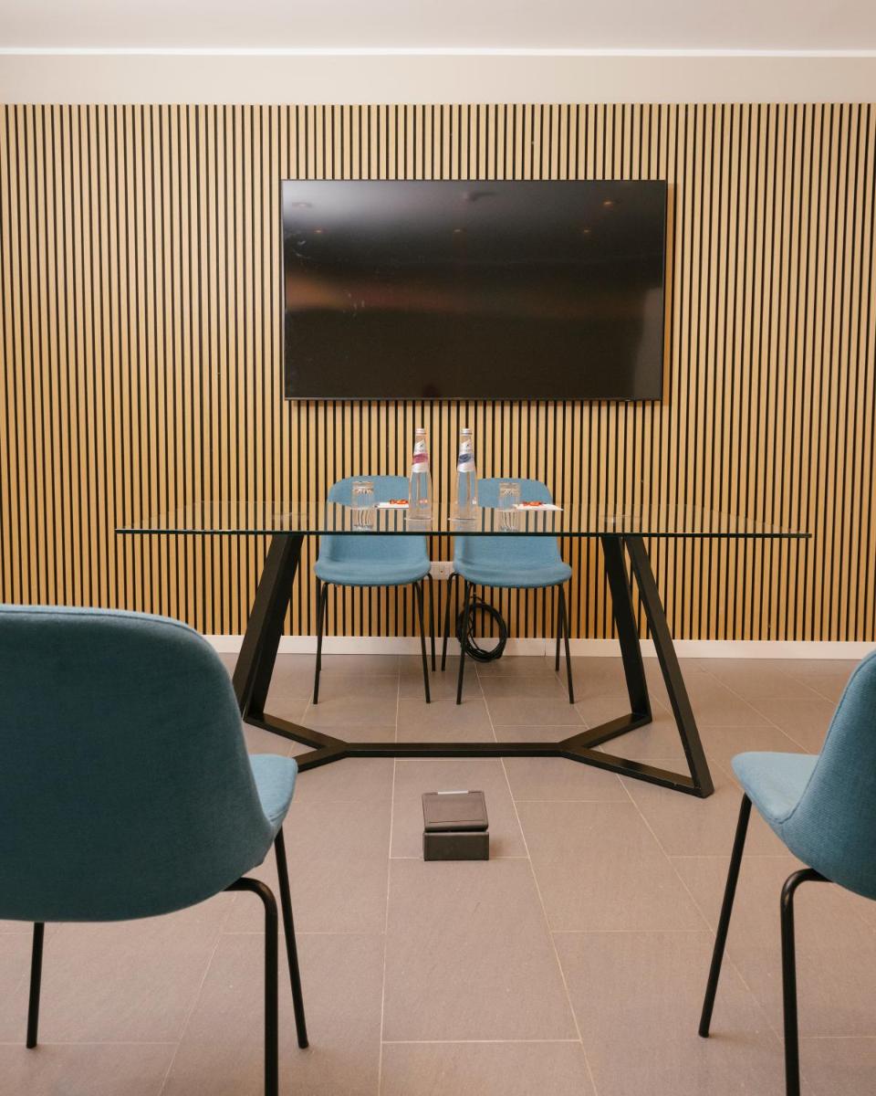 Palazzo Caracciolo Naples