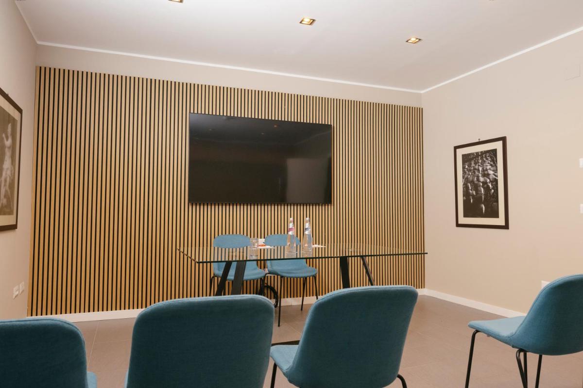 Palazzo Caracciolo Naples