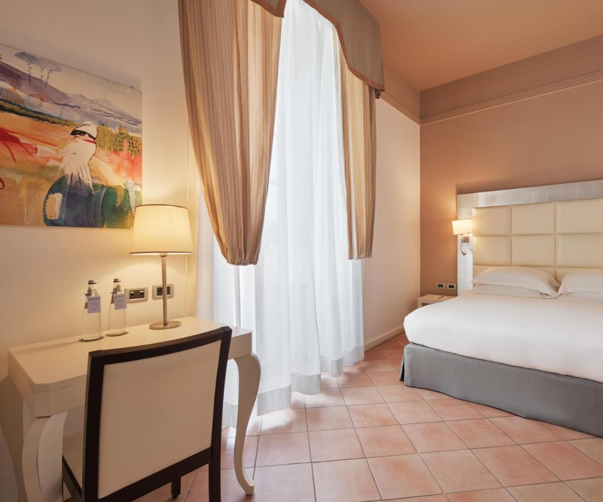 Palazzo Caracciolo Naples