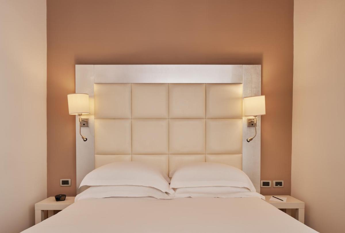 Palazzo Caracciolo Naples