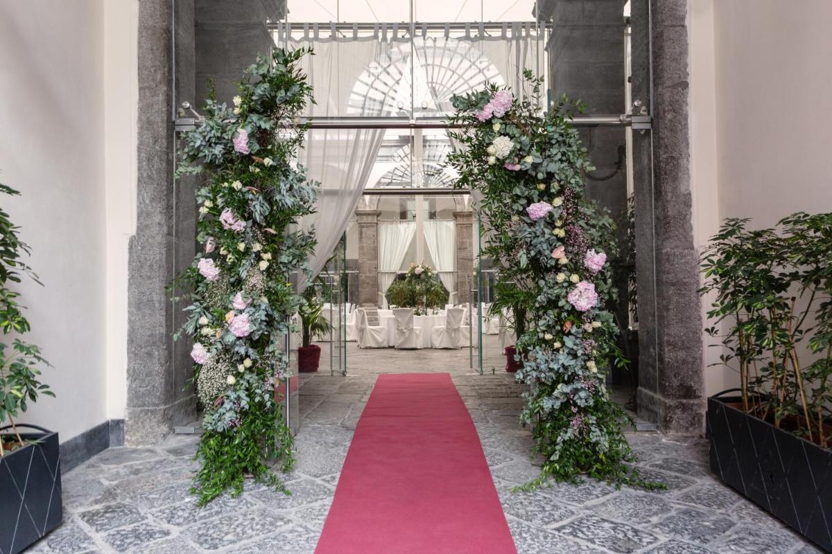 Palazzo Caracciolo Naples