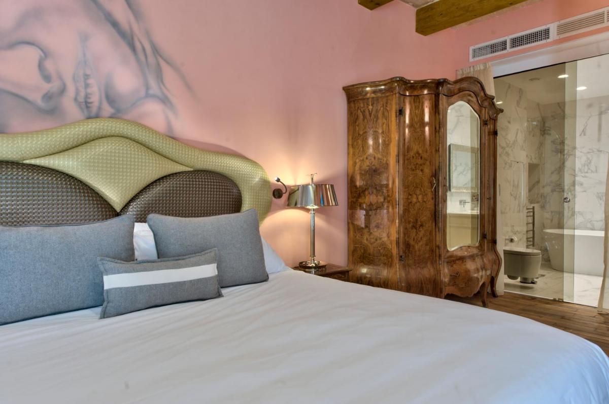 Palazzo Consiglia - IK Collection