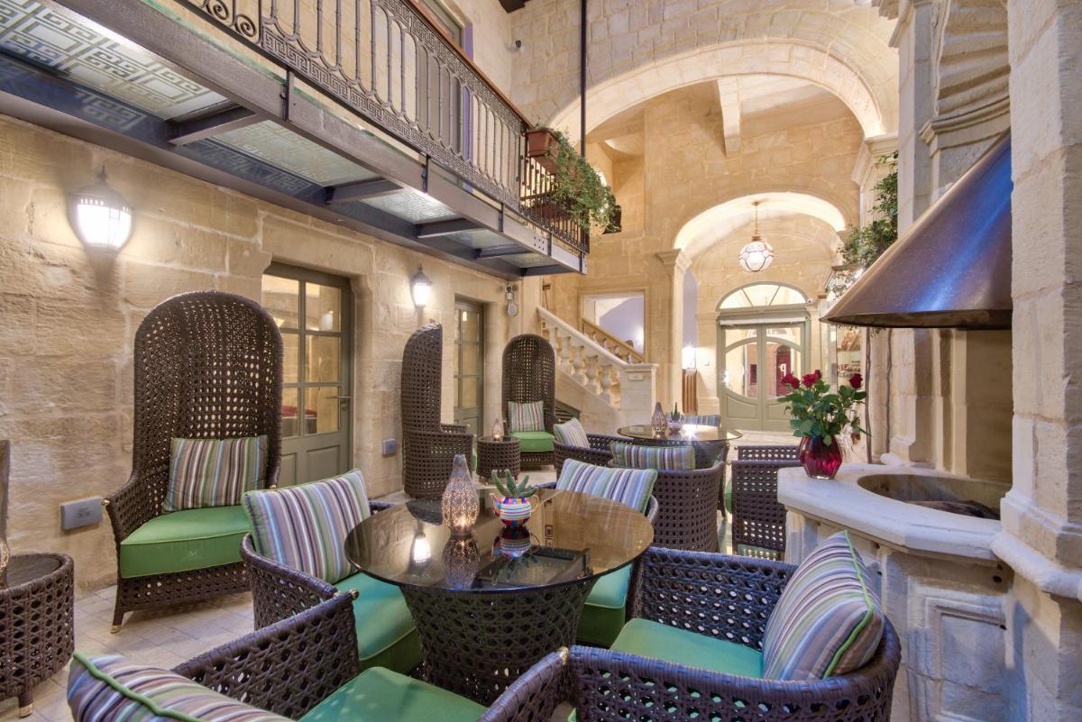 Palazzo Consiglia - IK Collection