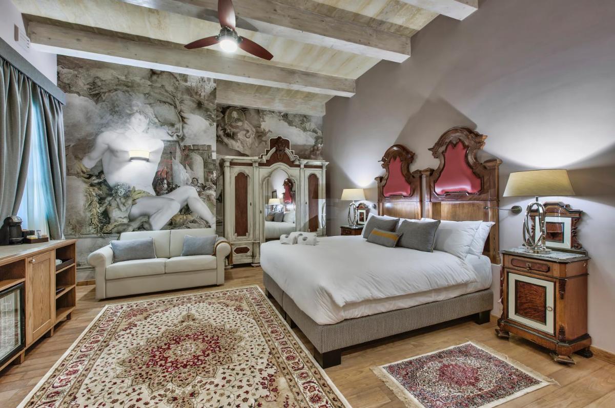 Palazzo Consiglia - IK Collection