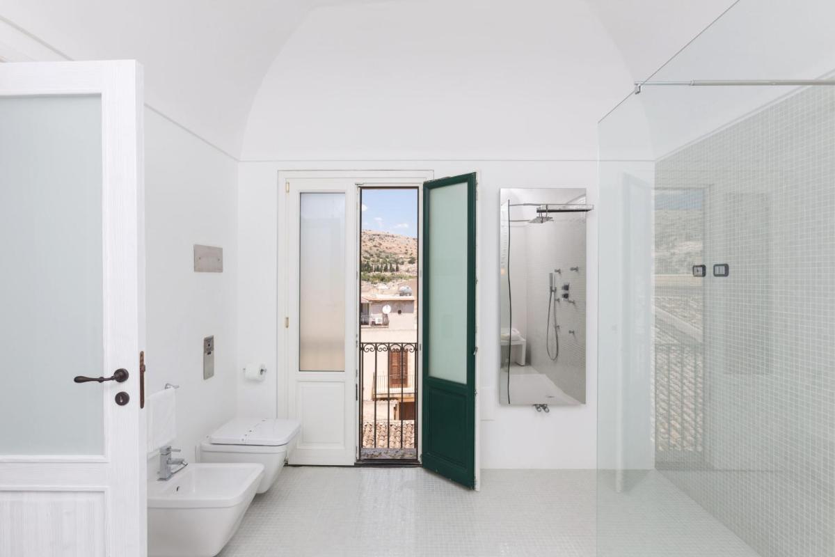 Palazzo Conti Camere & Suites
