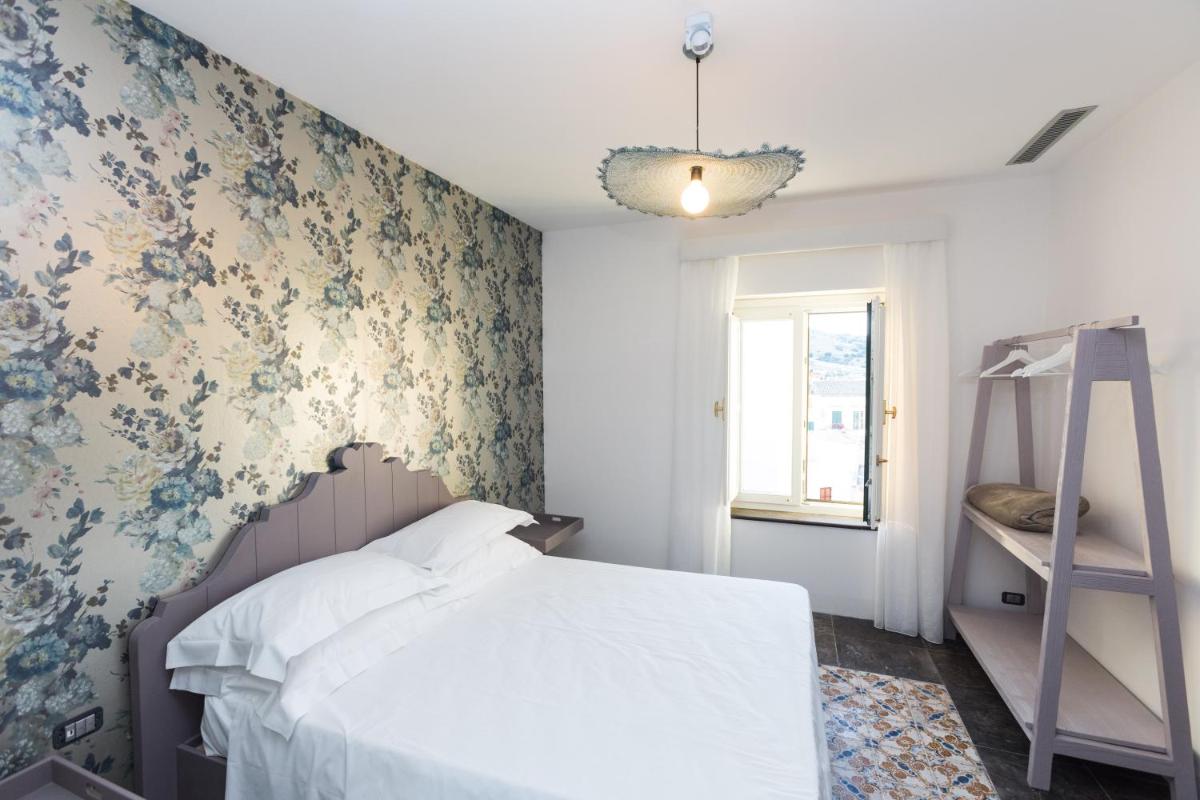 Palazzo Conti Camere & Suites