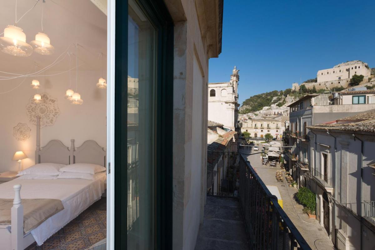 Palazzo Conti Camere & Suites
