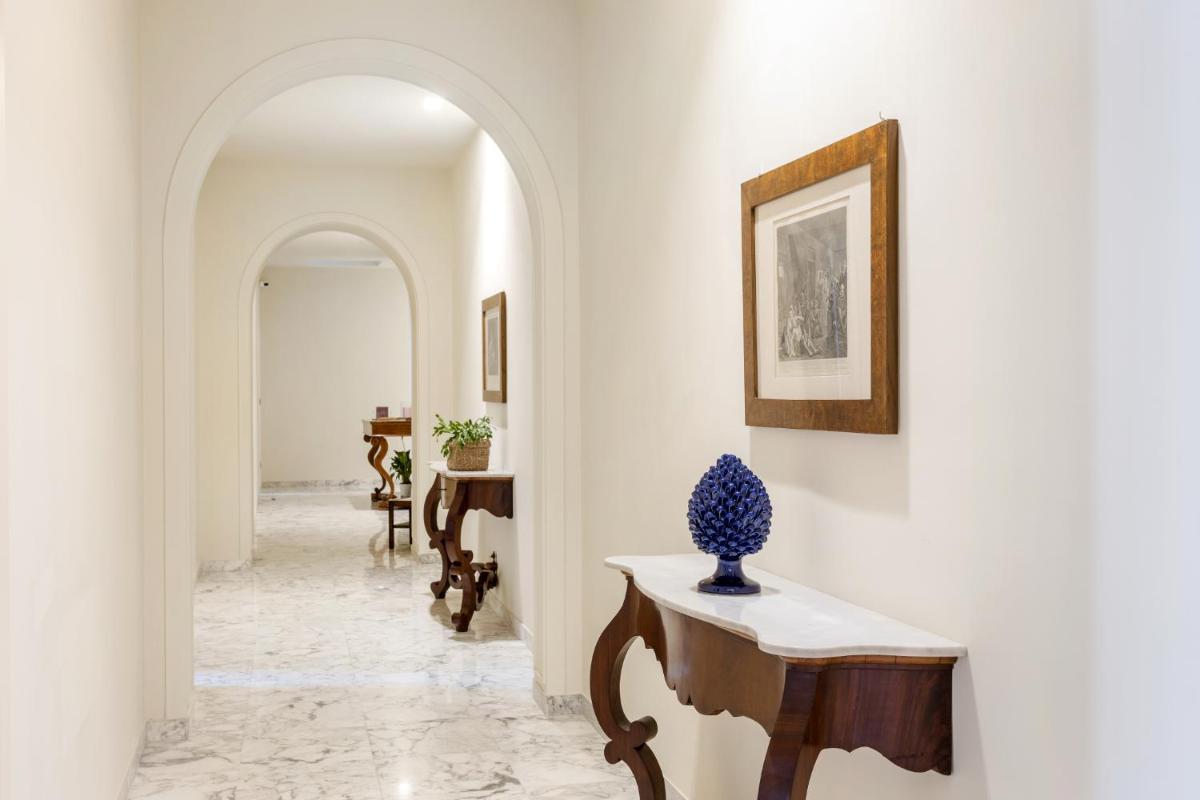 Palazzo Costarelli - Bed and Breakfast