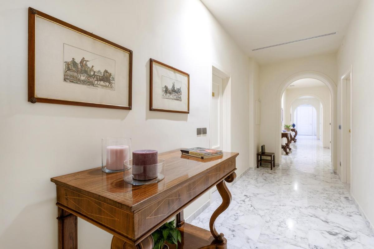 Palazzo Costarelli - Bed and Breakfast