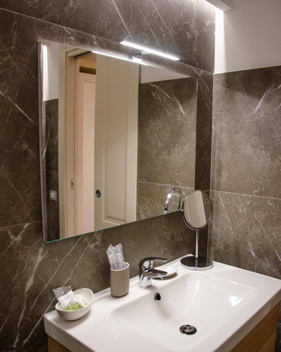 Palazzo Fiammingo Rooms