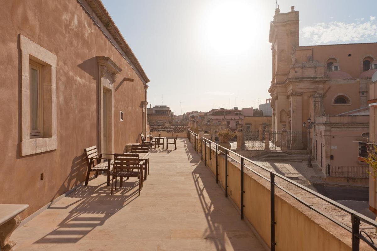 Palazzo Gambuzza