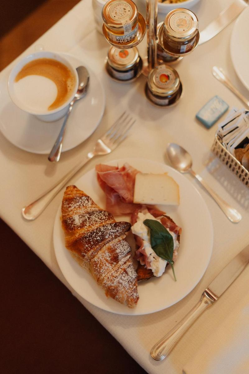 Hotel Palazzo Guiscardo Pietrasanta