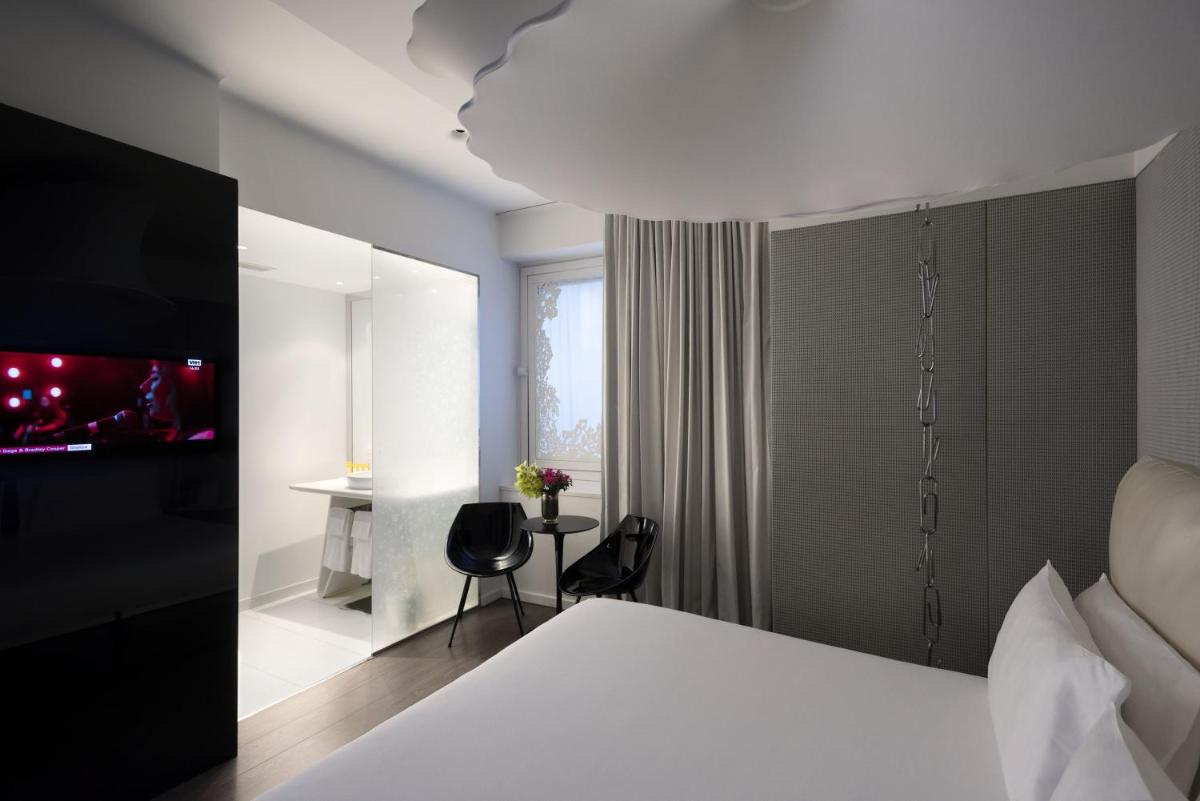 Palazzo Matteotti, The Dedica Anthology, Autograph Collection