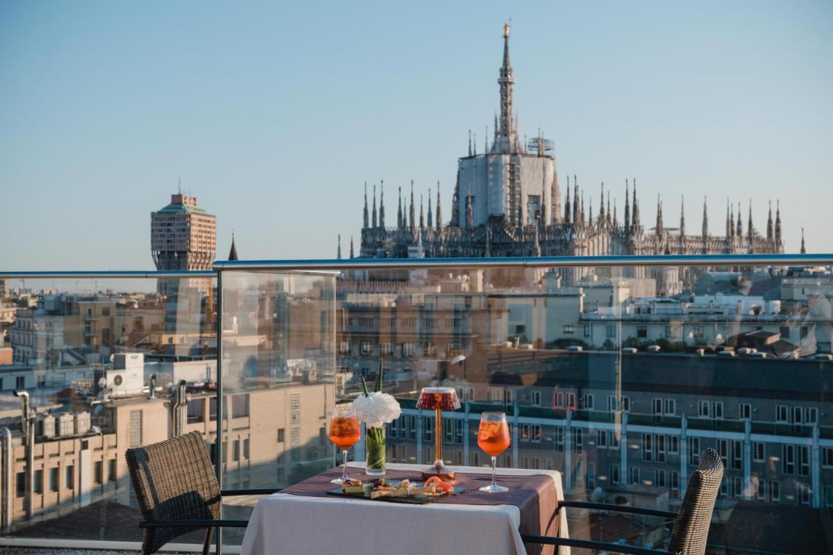 Palazzo Matteotti, The Dedica Anthology, Autograph Collection
