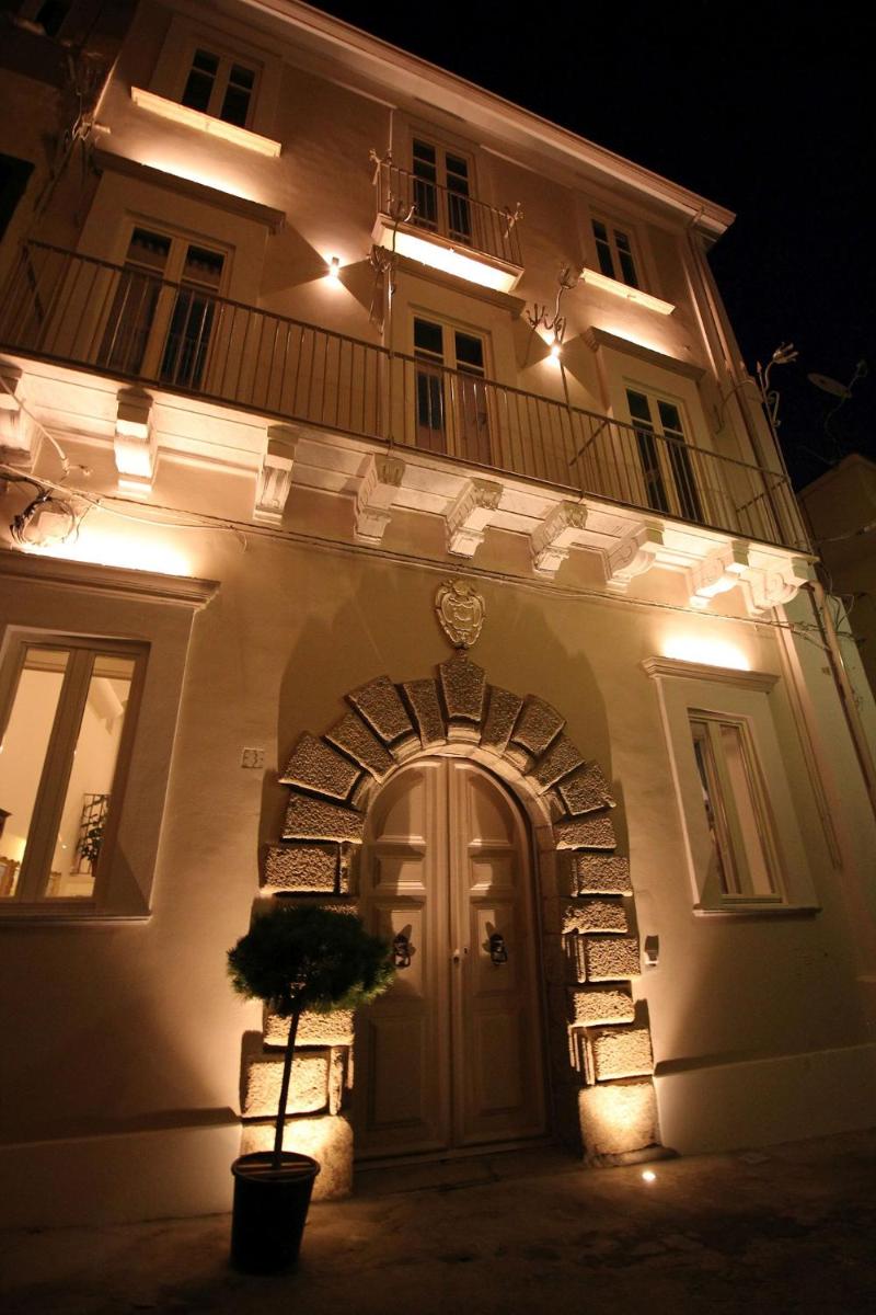 Palazzo Mottola Tropea