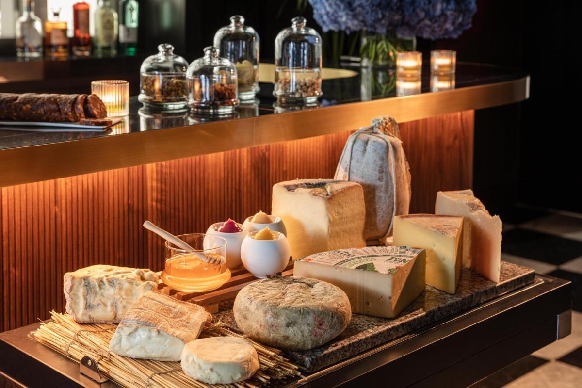 Anantara Palazzo Naiadi Rome Hotel - A Leading Hotel of the World