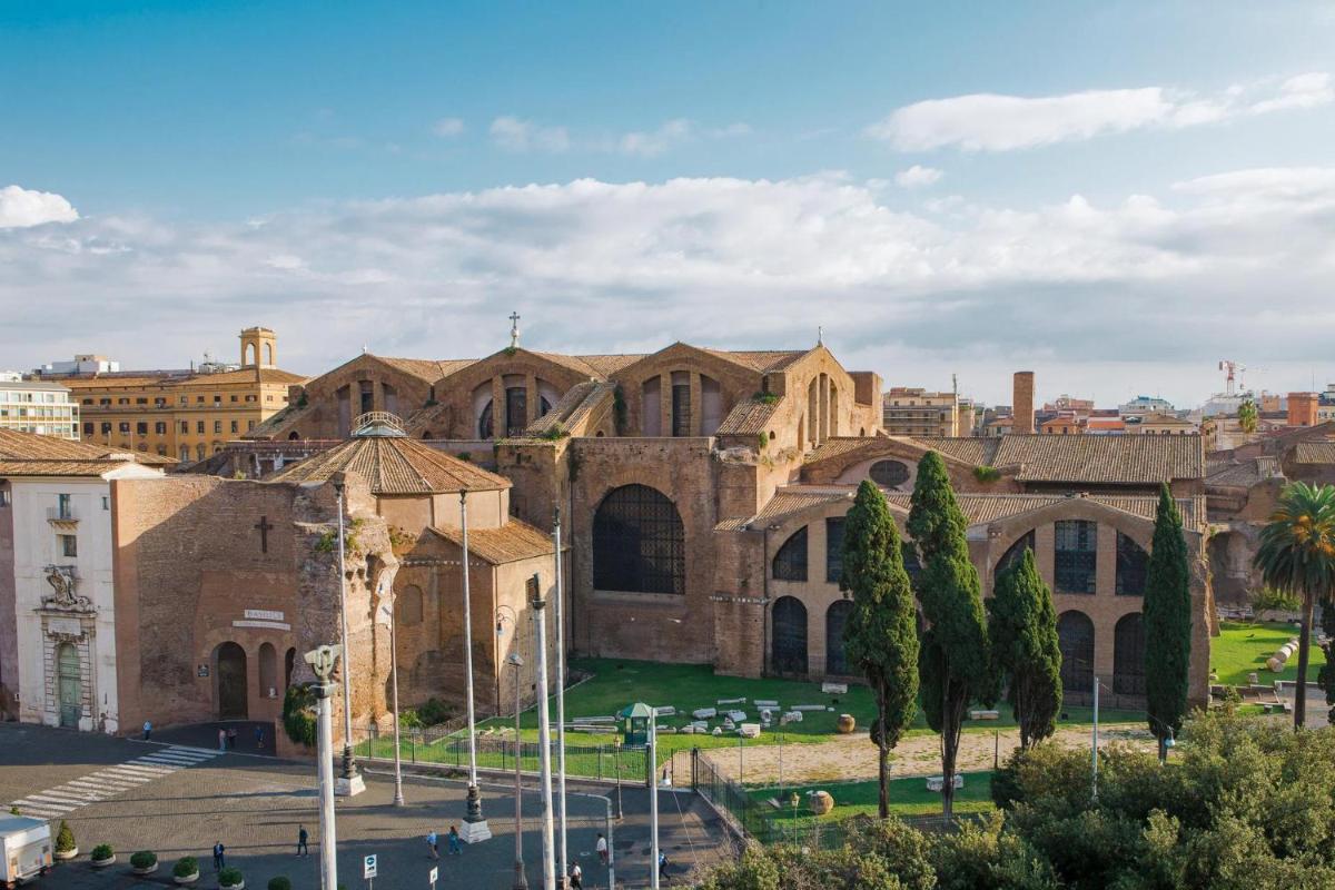 Anantara Palazzo Naiadi Rome Hotel - A Leading Hotel of the World