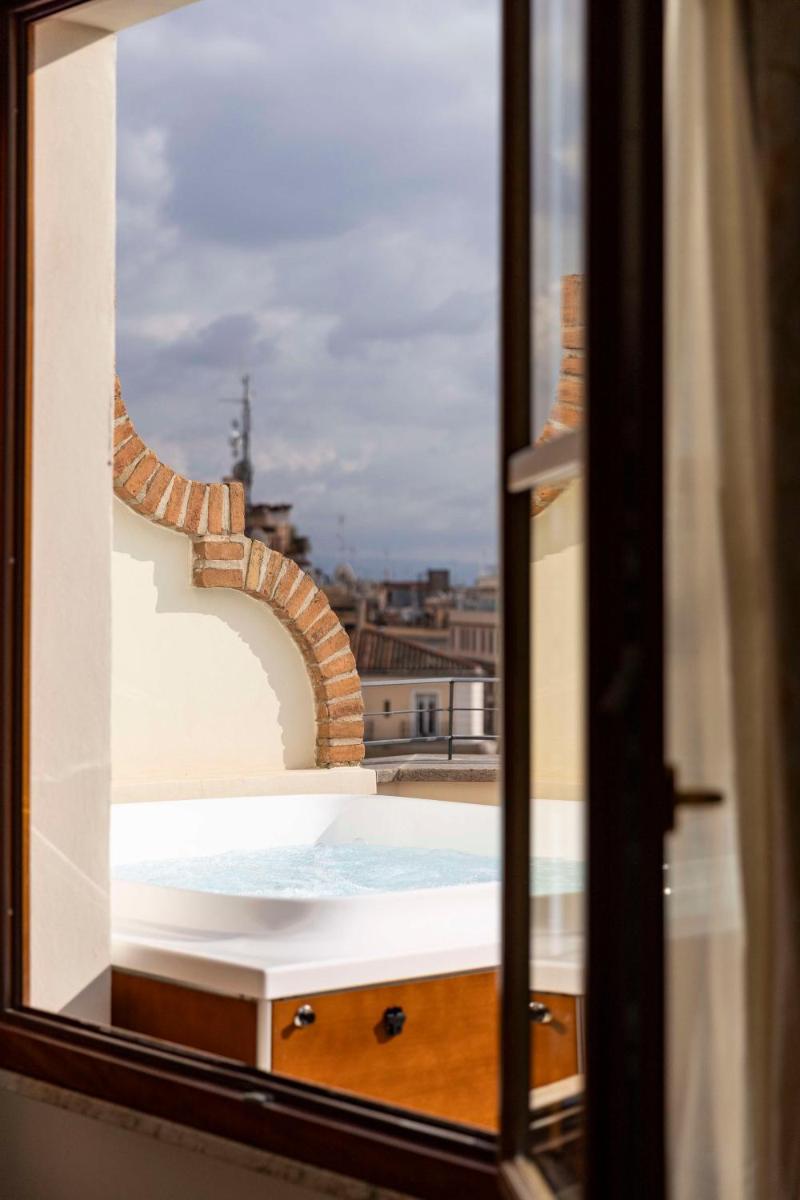 Anantara Palazzo Naiadi Rome Hotel - A Leading Hotel of the World